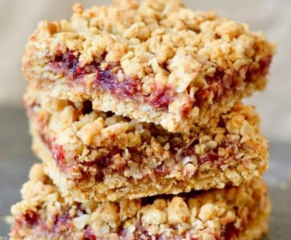 Homemade berry oat bars with fresh berries and oats
